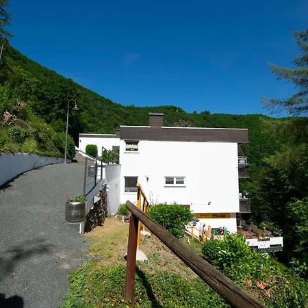 Abrioux Am Park * Bad Bertrich