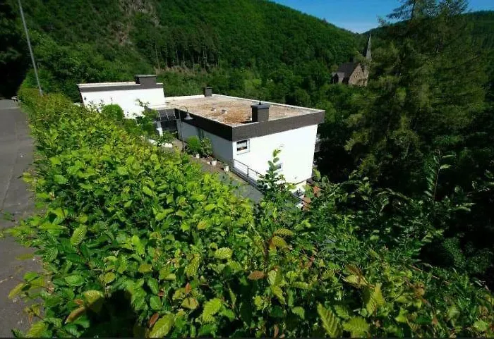 Abrioux Am Park * Bad Bertrich